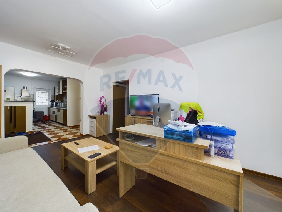 Apartament 4 camere Parc Sebastian