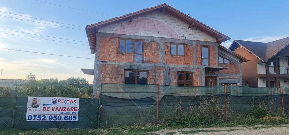 6 room House / Villa for sale, Stupini area