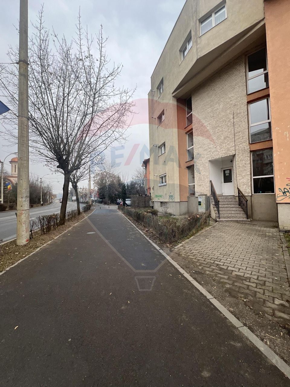 Apartament 3 camere de închiriat pentru 6 luni, Plopilor