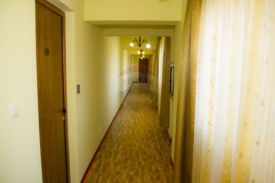 Hotel de vanzare la cateva minute de Podul Mogosoaia –Cu 40 de camere