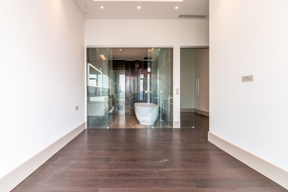 Penthouse spectaculos de vanzare