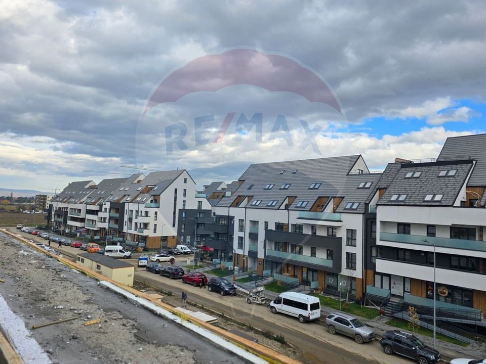 2 room Apartment for sale, Tractorul area