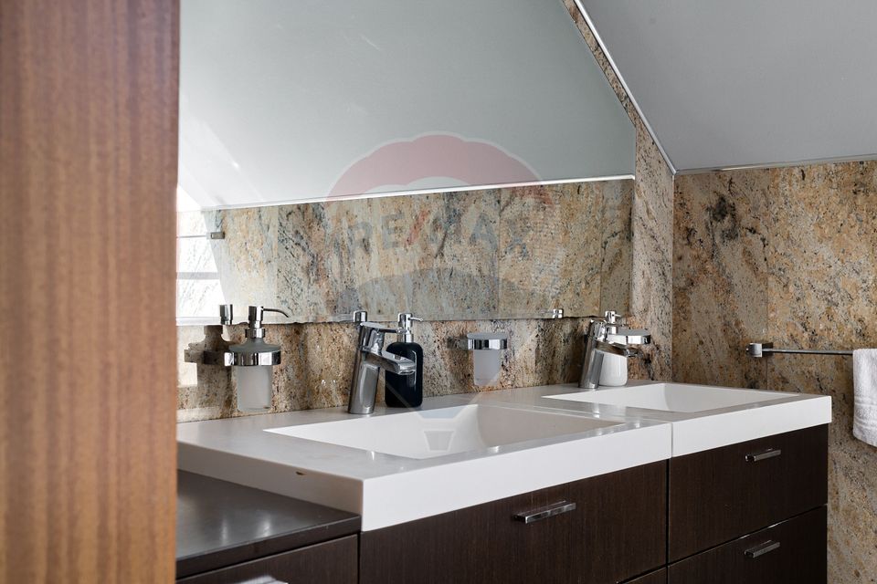 Casă modernă și spațioasă cu piscină,saună și sală de fitness – Pecica