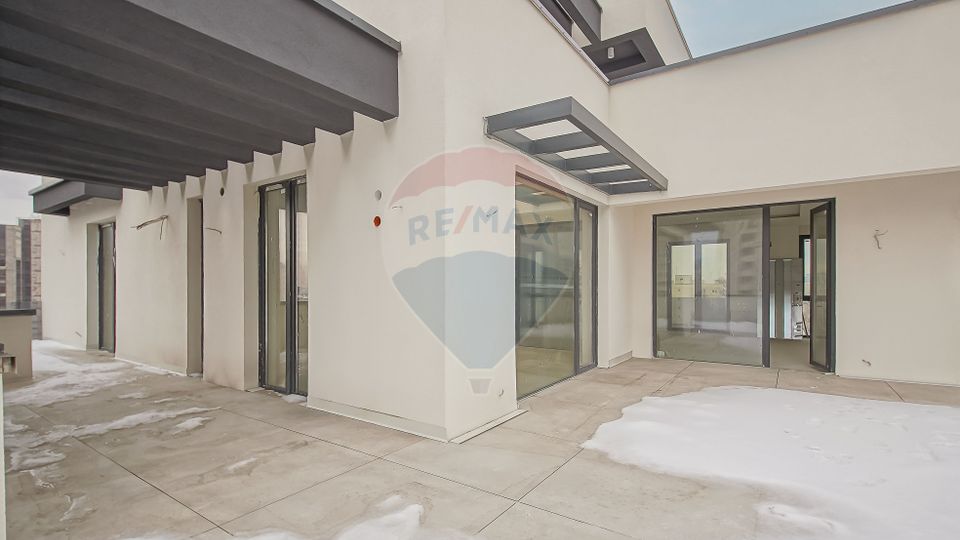 Penthouse de lux cu rooftop și lift privat I Elegant House Brașov