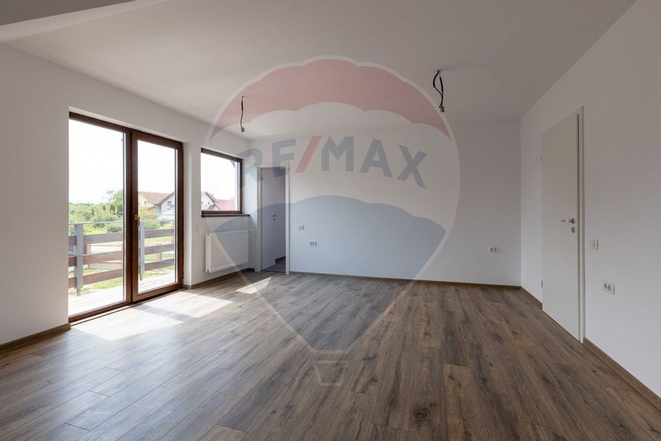 Casă Gândită pentru Tine – Comision 0%