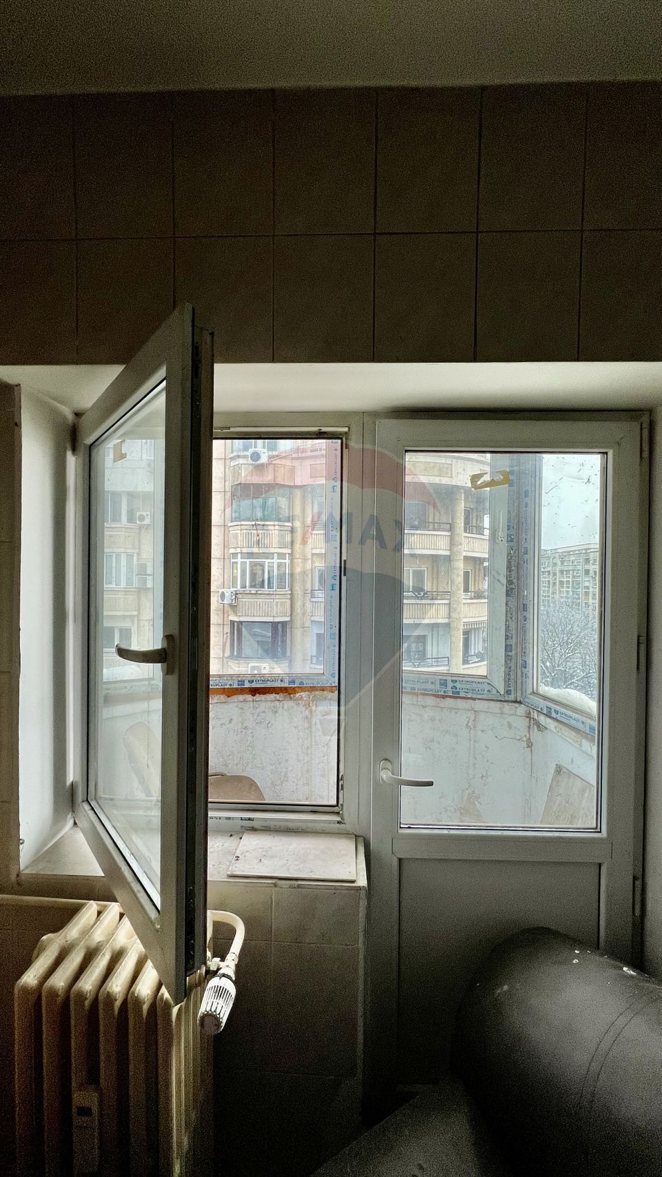 Garsoniera - Bulevardul Decebal - antecontract SEMNAT