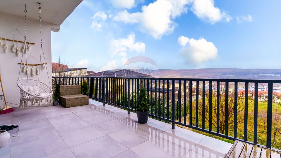 Duplex spre vânzare, zona Vivo