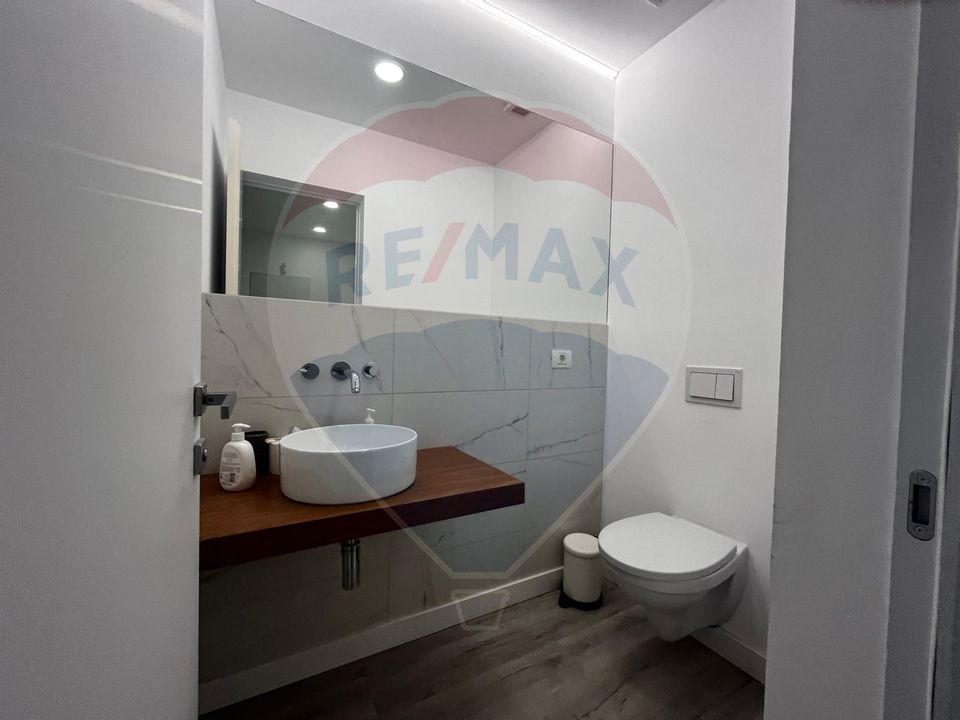 De inchiriat Casă / Vilă 6 camere în Voluntari