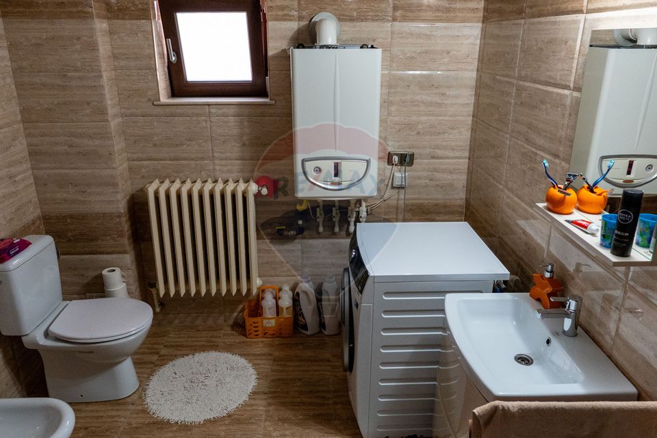 5 room House / Villa for sale, Periferie area