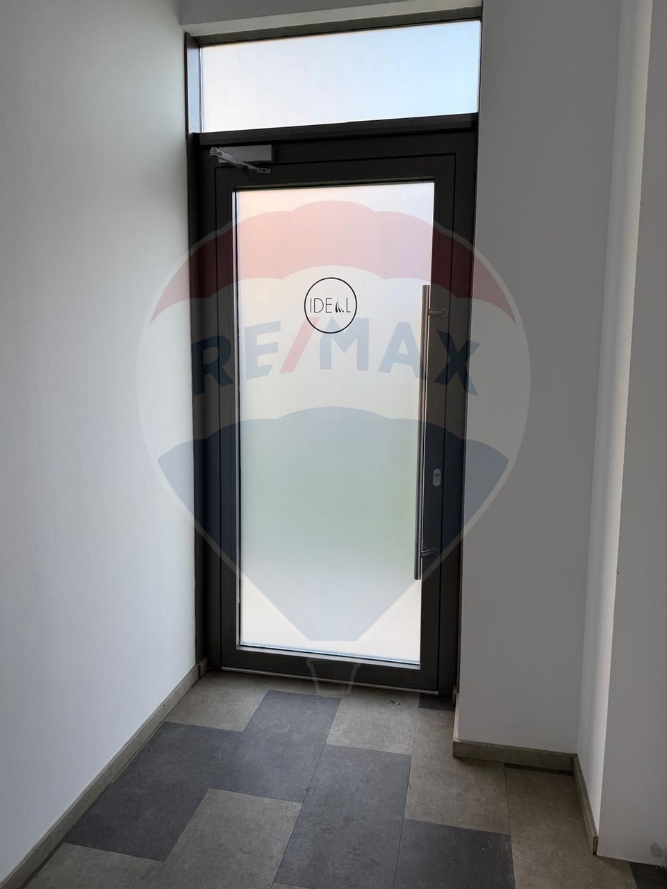 De vanzare | Spatiu comercial 92 mp | Strada Vasile Lascăr