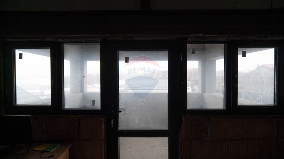 11 room House / Villa for sale