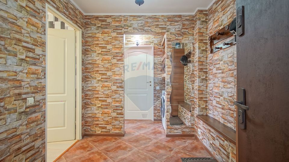 COMISION 0 | Ap 3 camere decomandat | Mobilat Utilat | Triaj