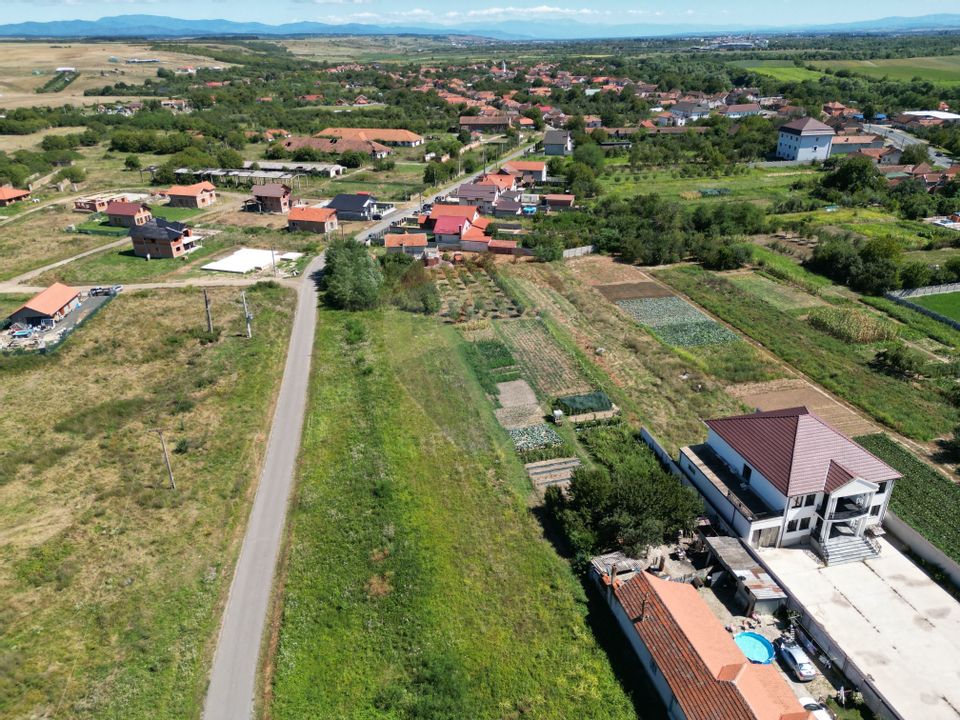 Land 953sqm Costeiu / Strada principala