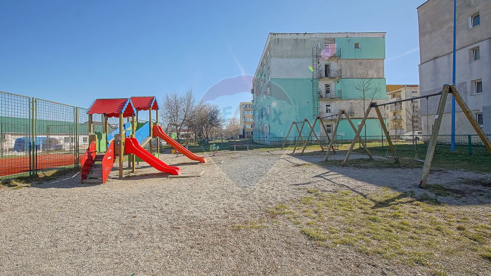 Comison 0% | Apartament cu 3 camere, etaj intermediar, Bartolomeu