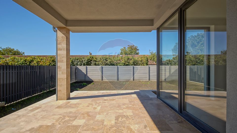 5 room House / Villa for sale