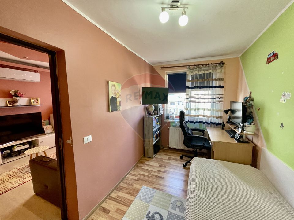 Apartament 3 camere Scoala 7