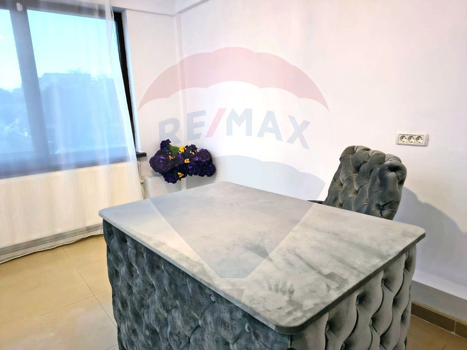 Apartament cu 2 camere de închiriat pretabil spatiu comercial
