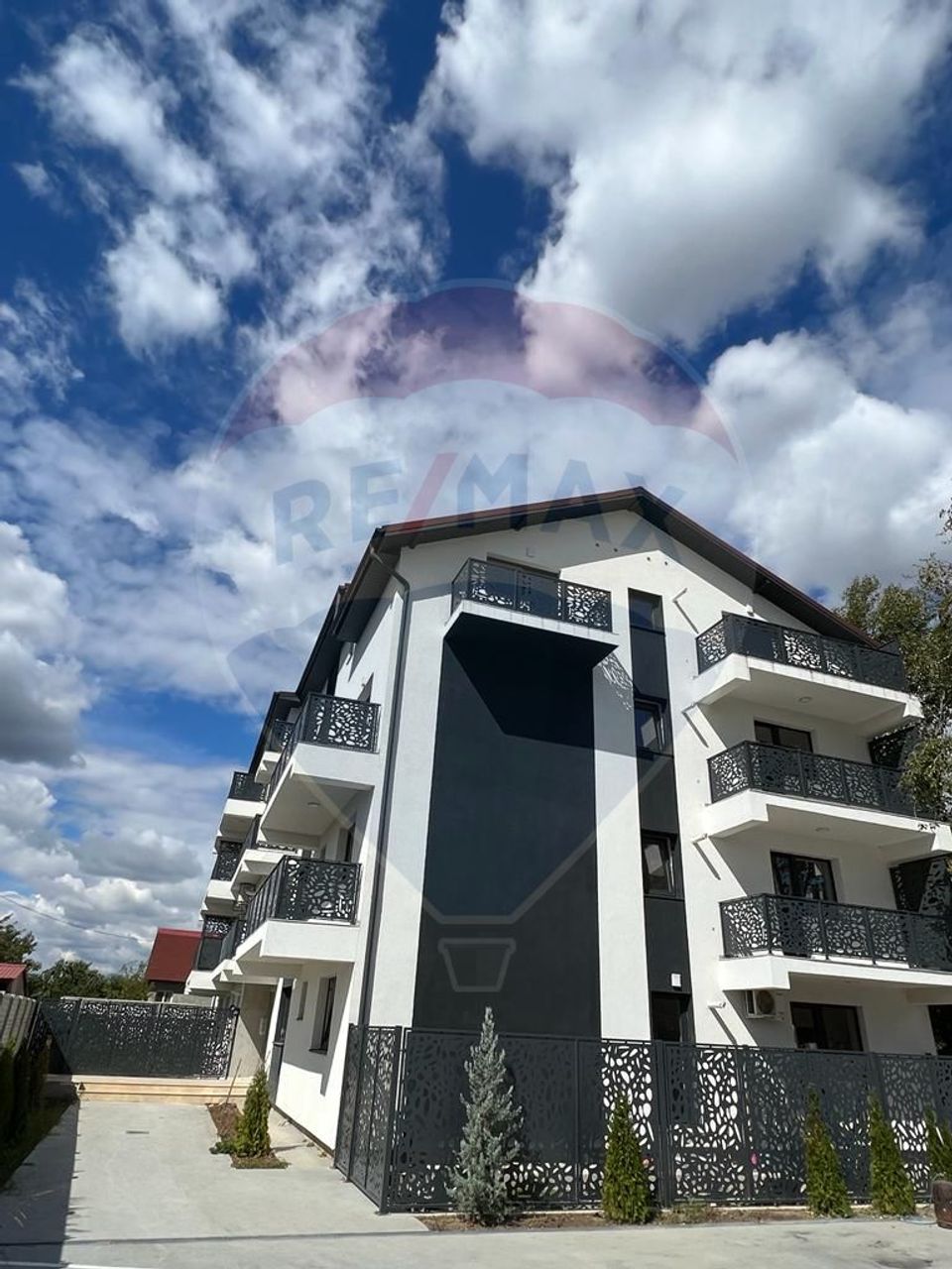 2 room Apartment for sale, Central area