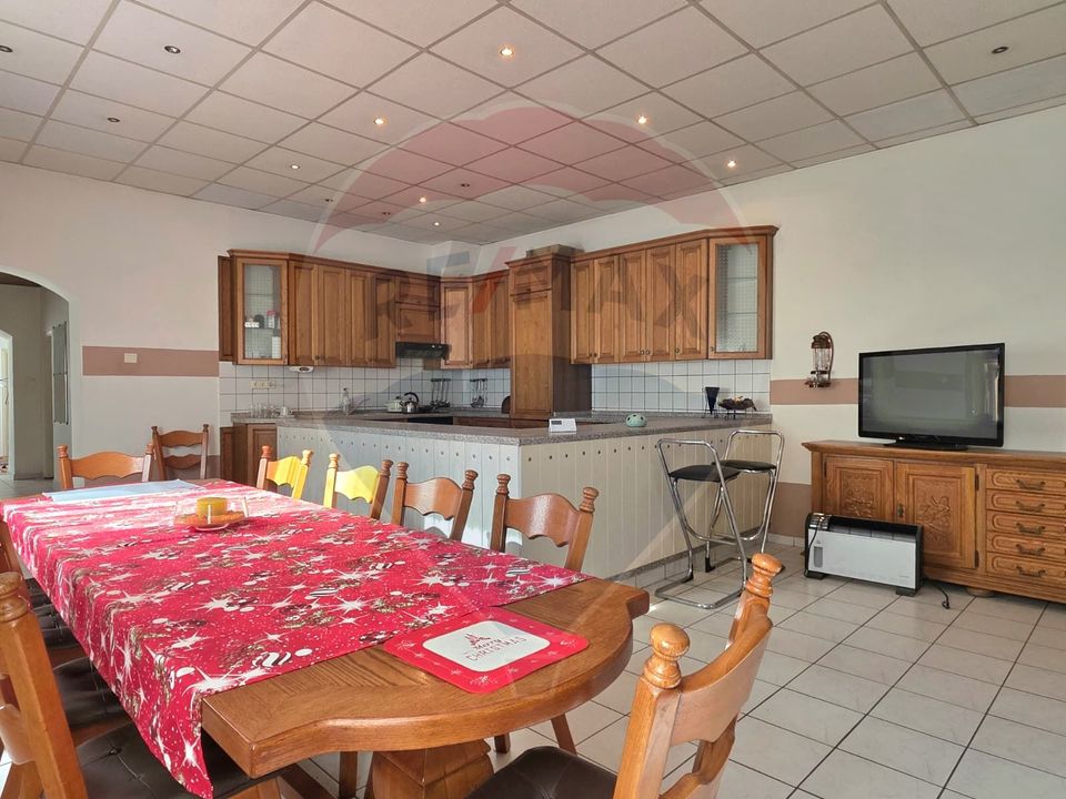 4 room House / Villa for sale, Ultracentral area