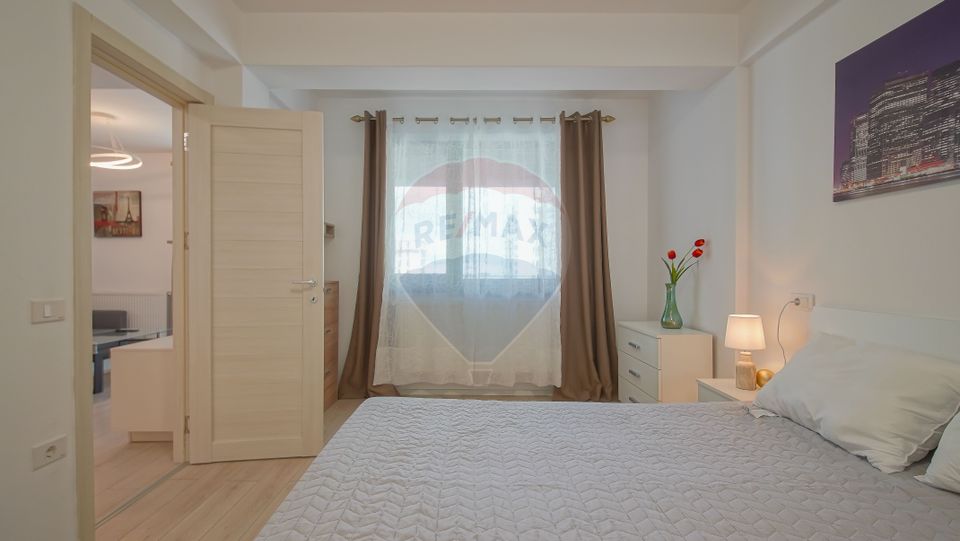 2 room Apartment for rent, Tractorul area