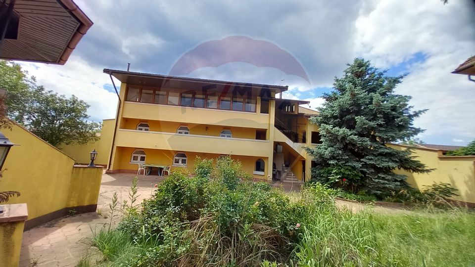 21 room House / Villa for sale, Alexandriei area