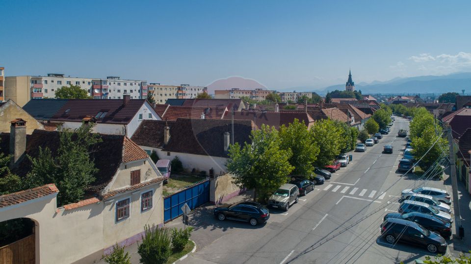 Oportunitate de investiție | Imobil săsesc cu proiect de apartamentare