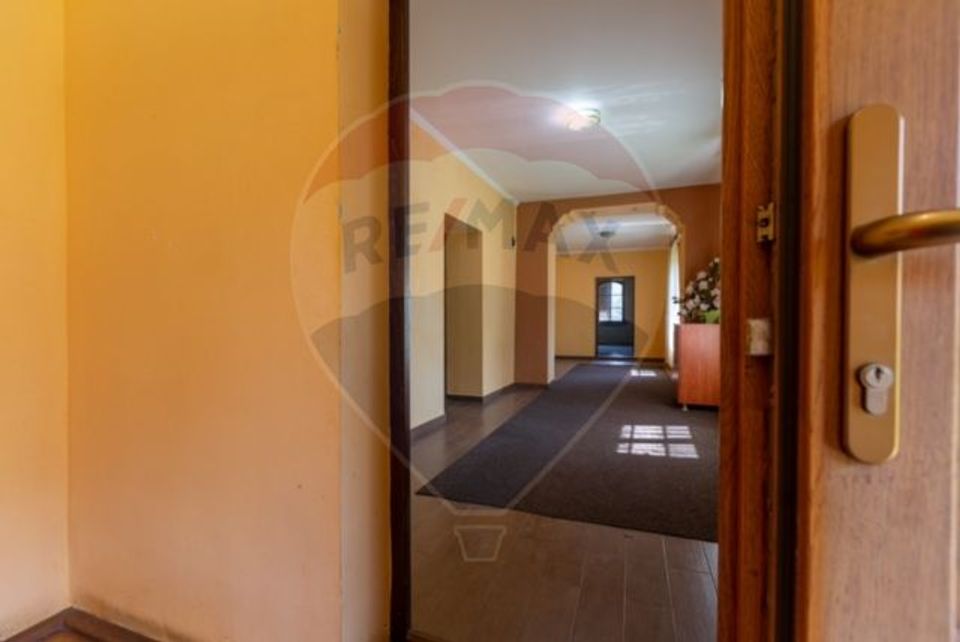 10 room House / Villa for sale