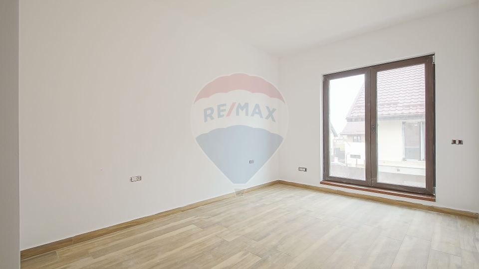 4 room House / Villa for sale, Baciu area