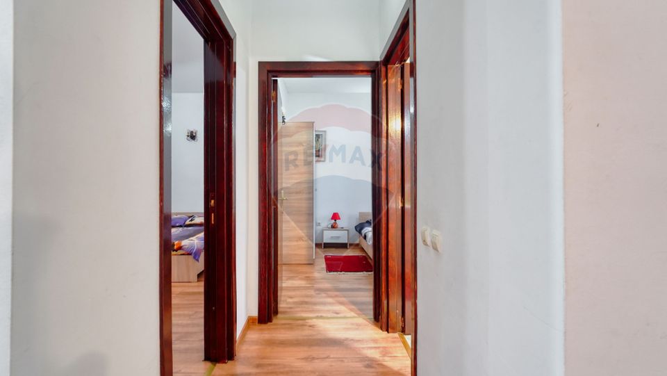 Vilă de vânzare în Predeal – vedere panoramică către pârtia de schi