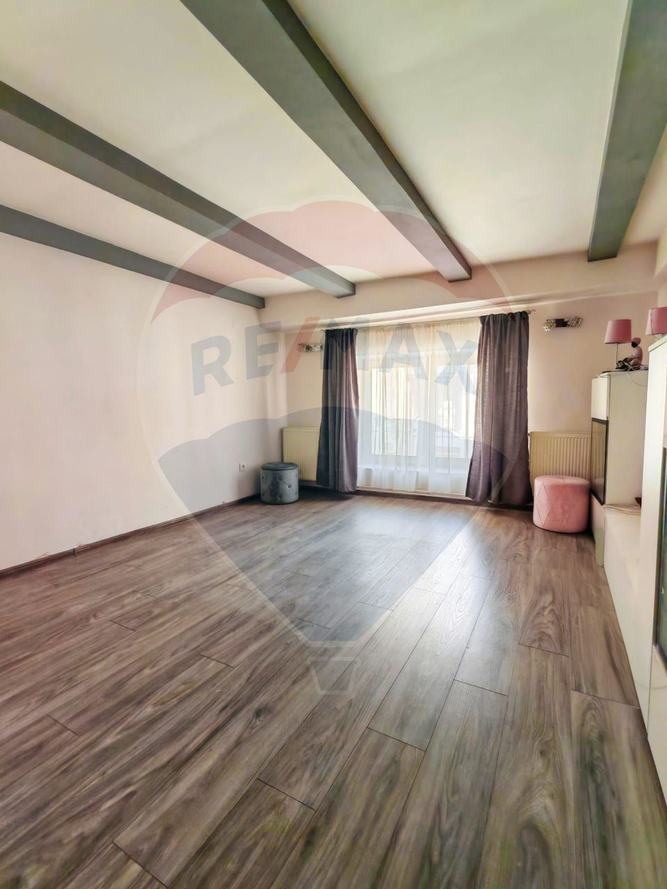 6 room House / Villa for sale, Central area