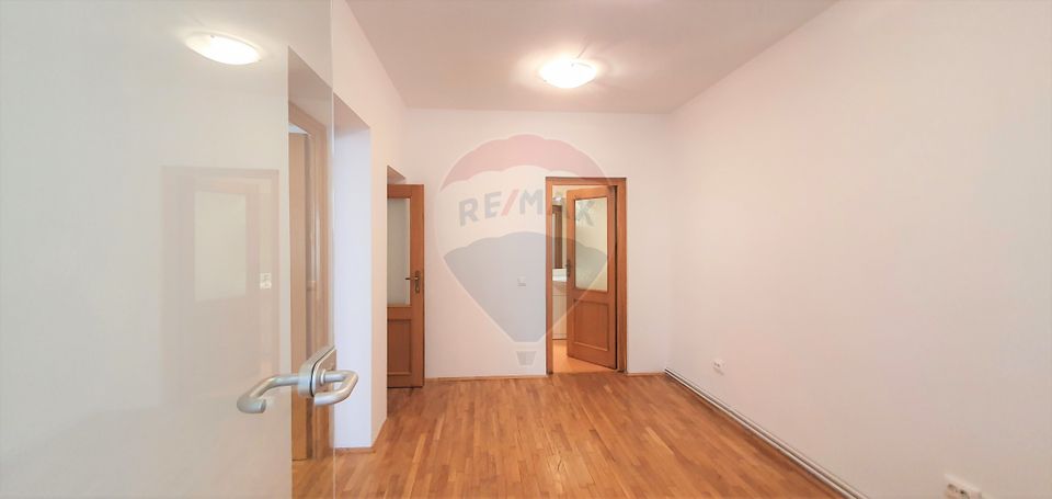 55sq.m Office Space for rent, Centrul Istoric area