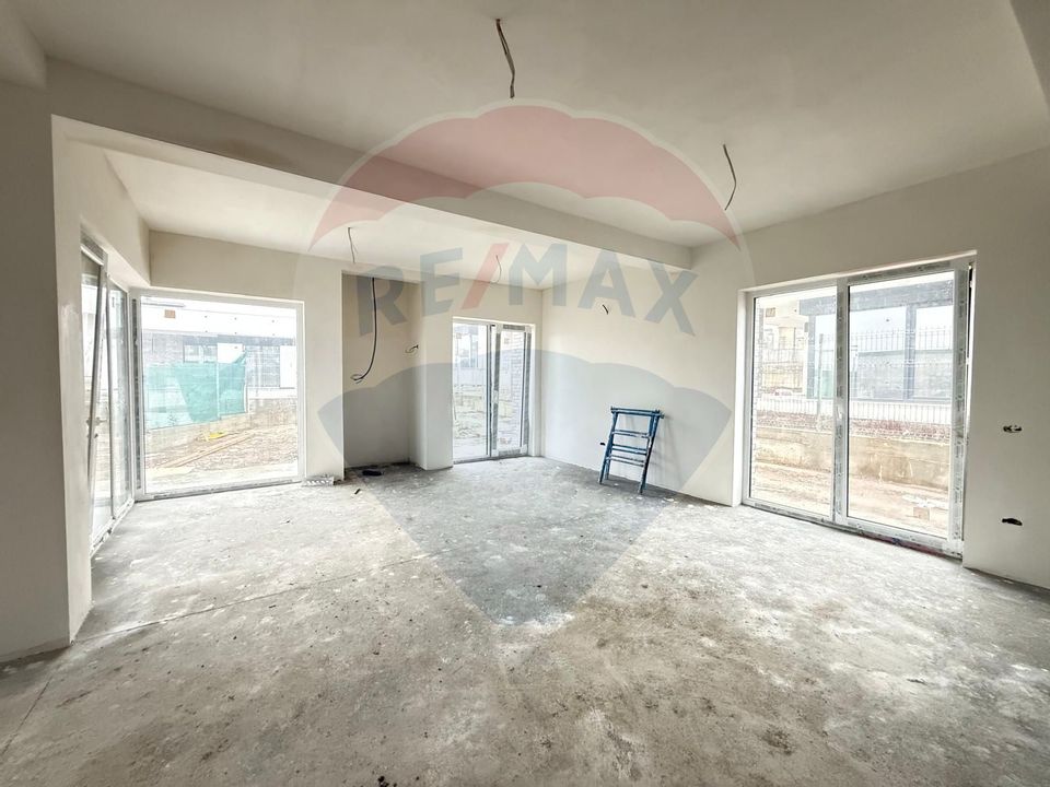 5 room House / Villa for sale, Dealuri Oradea area