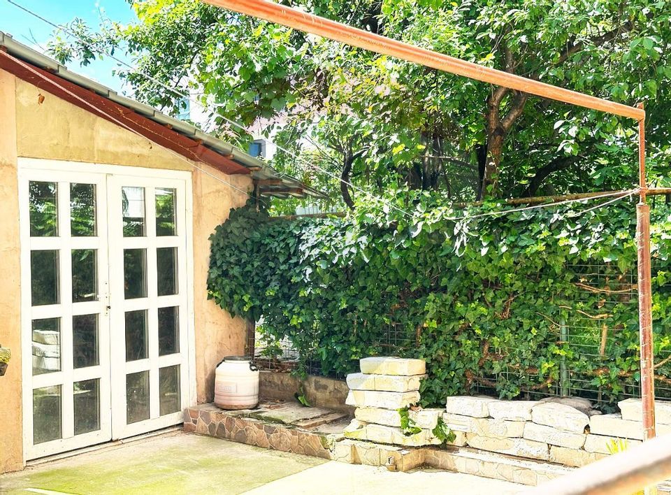 Casă / Vilă cu 5 camere de vânzare în zona Cetatii