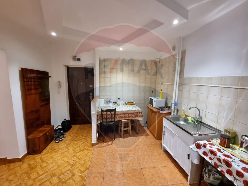 Apartament cu 3 camere de vânzare în zona Pantelimon