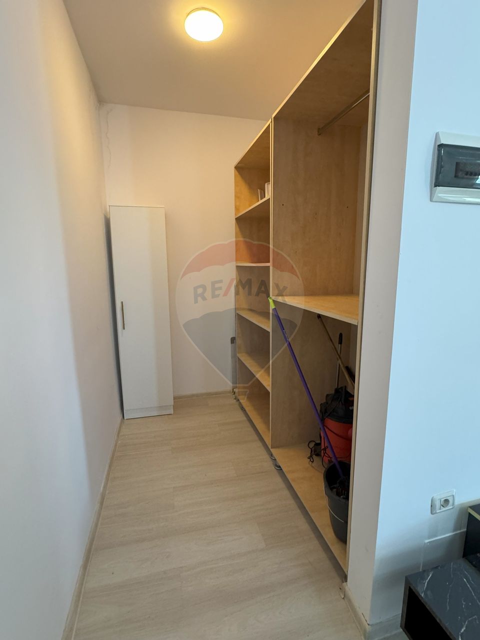 First tenant | Fully furnished |Private parking with electrical outlet