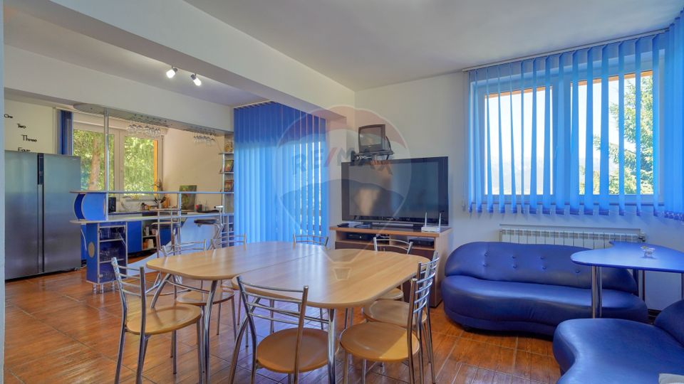 7 room House / Villa for sale