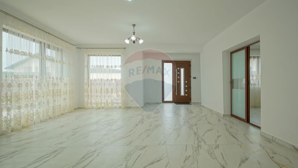 - REZERVAT- Casă Harman - Constructie 2025