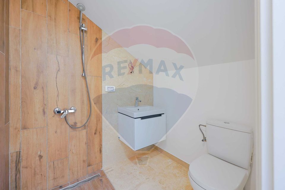 36.67sq.m Office Space for rent, Central area