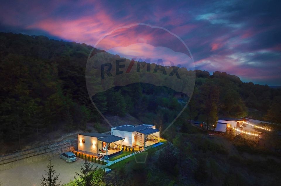 25 room Hotel / Pension for sale, Periferie area