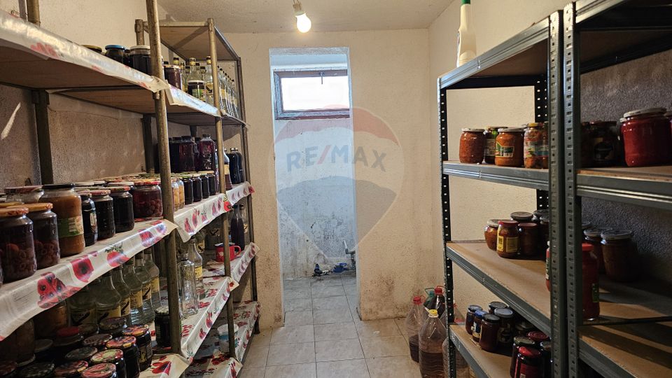 6 room House / Villa for sale