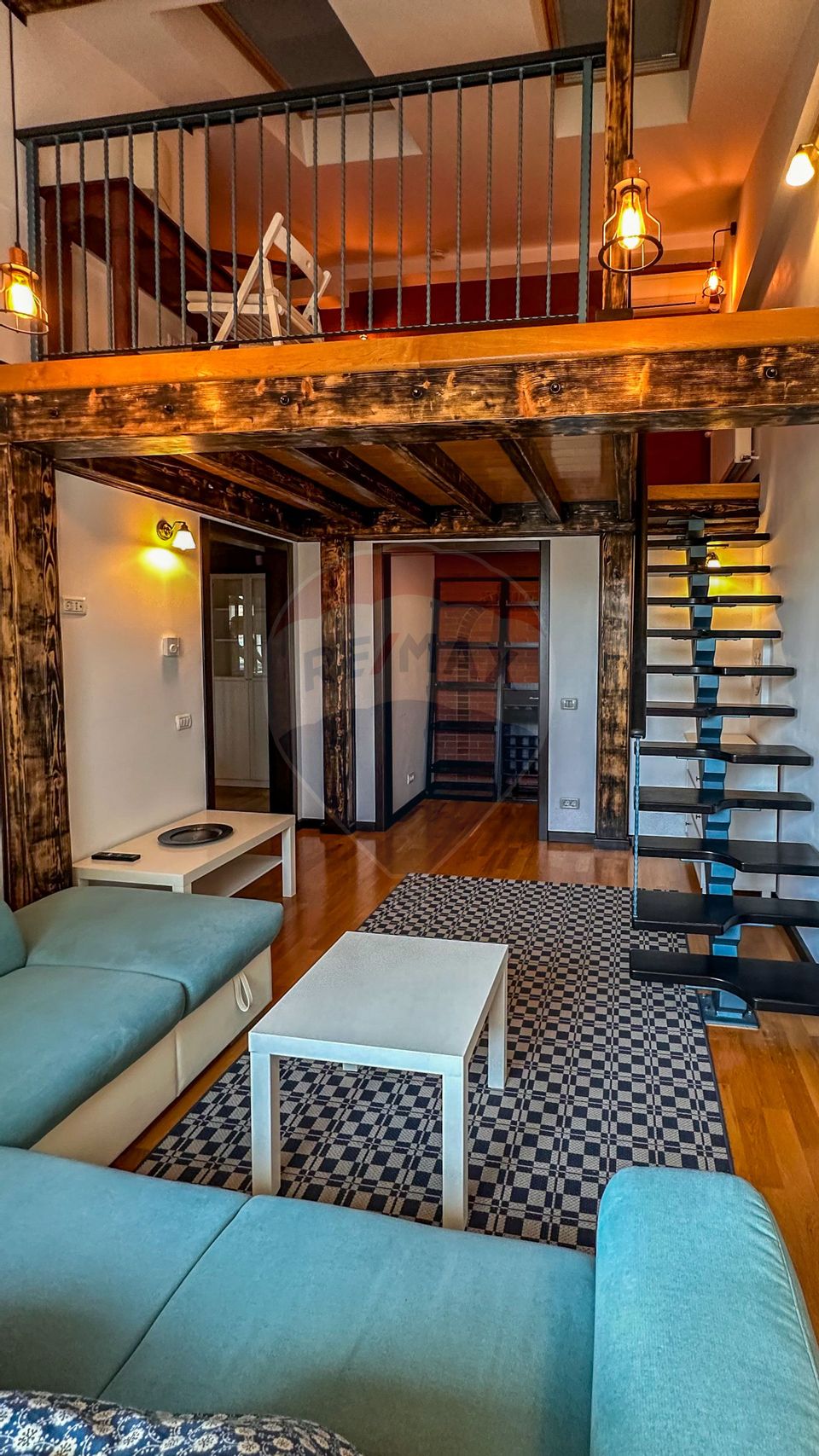 Vila cu doua unitati locative de inchiriat în zona de Nord / Sisesti