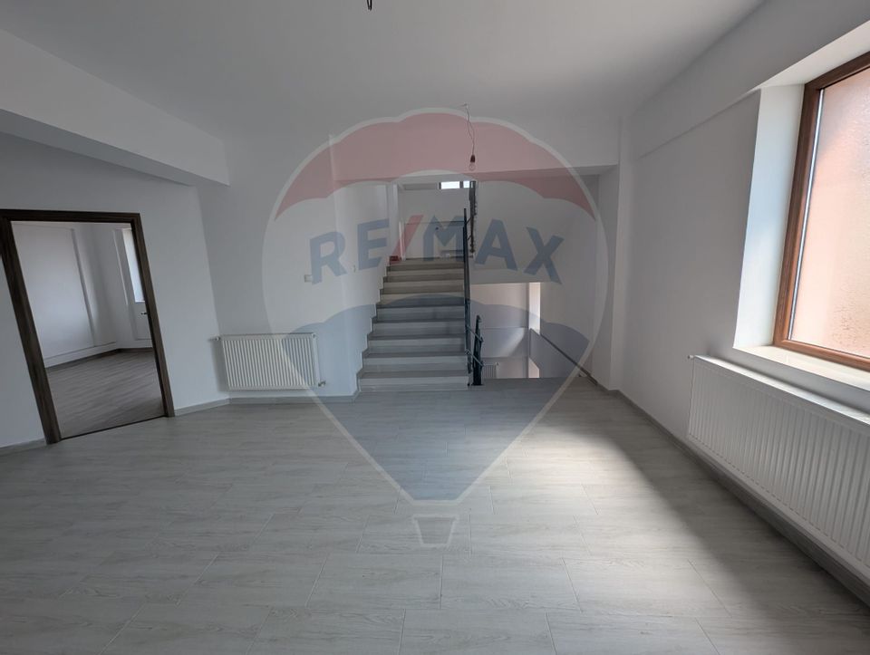 9 room House / Villa for sale, Ultracentral area