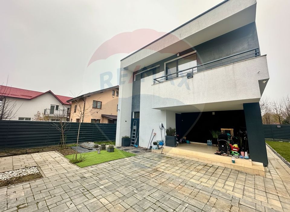 Vilă de vânzare - Tunari