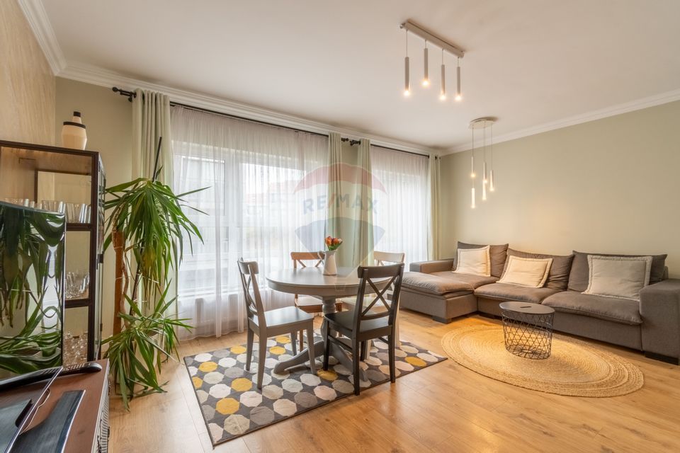 Penthouse de inchiriat cu terasa si jacuzzi | Donath Park