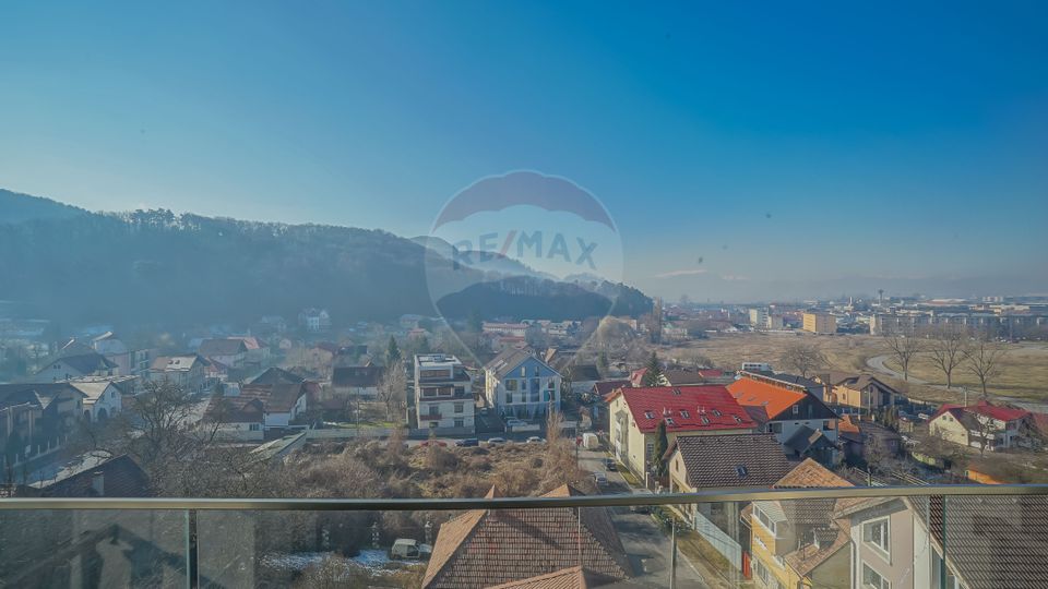 OFERTA REZERVATA ! Apartament 3 camere Brasovul Vechi