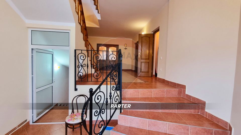 10 room House / Villa for sale, Independentei area