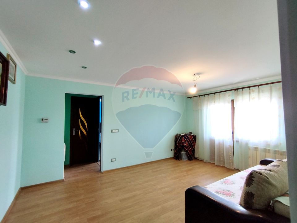 2 room Apartment for sale, Mioritei area