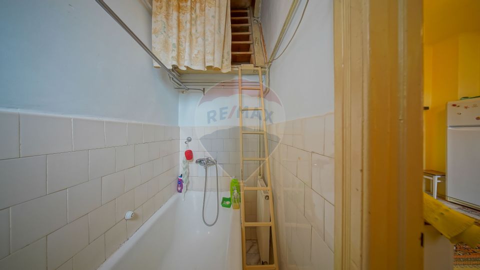 Casă / Vilă cu 5 camere de vânzare în zona Schei, Cotun 9