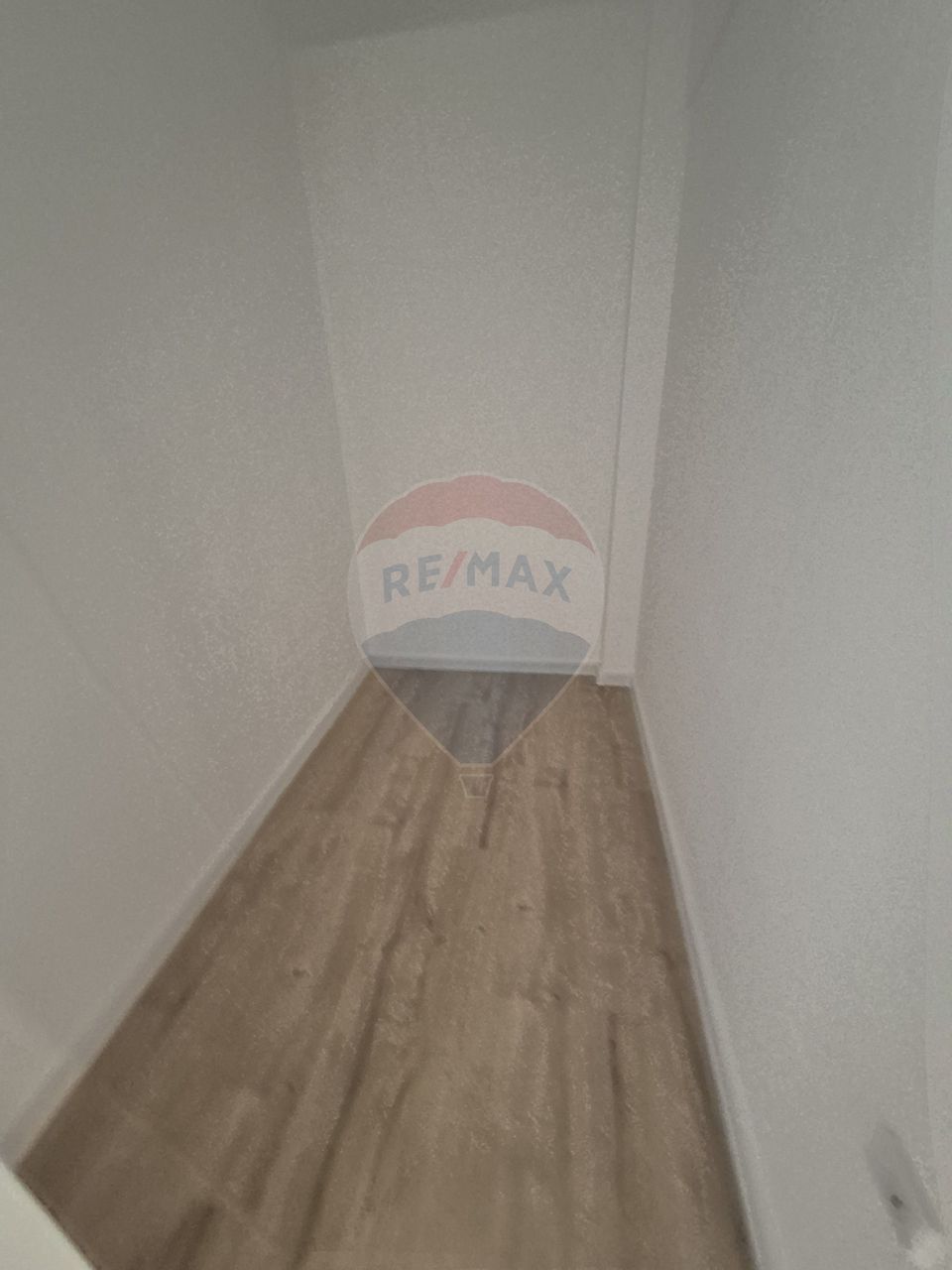 4 room Apartment for sale, Kogalniceanu area