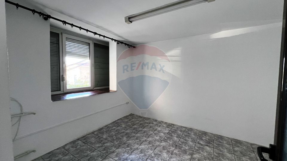 Apartament cu 2 camere de vânzare în zona Micro 19 I Galați